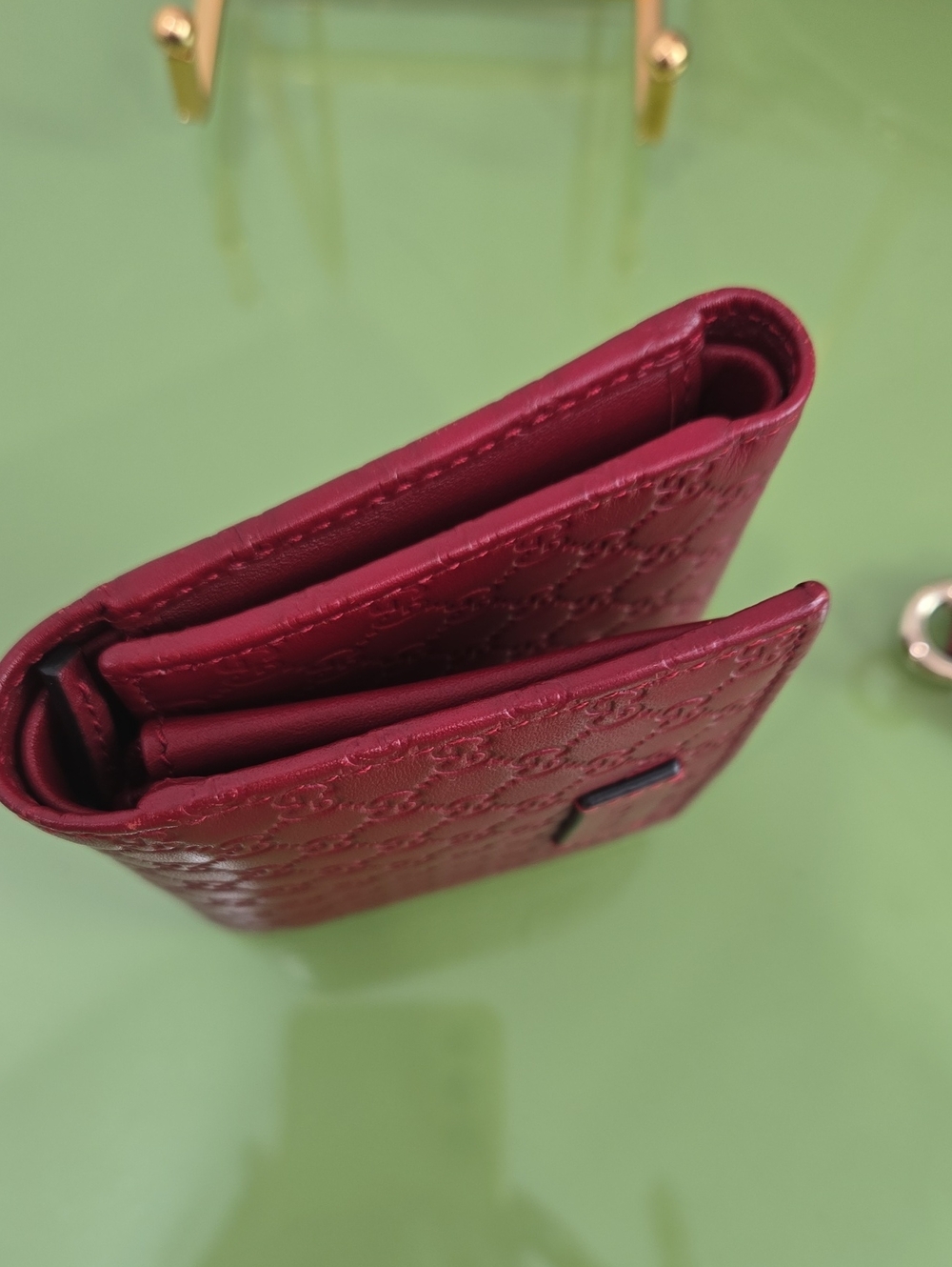 Gucci Guccisima Burgundy Red Mini Shoulder Bag with Tassel and Wallet - Picture 8 of 17
